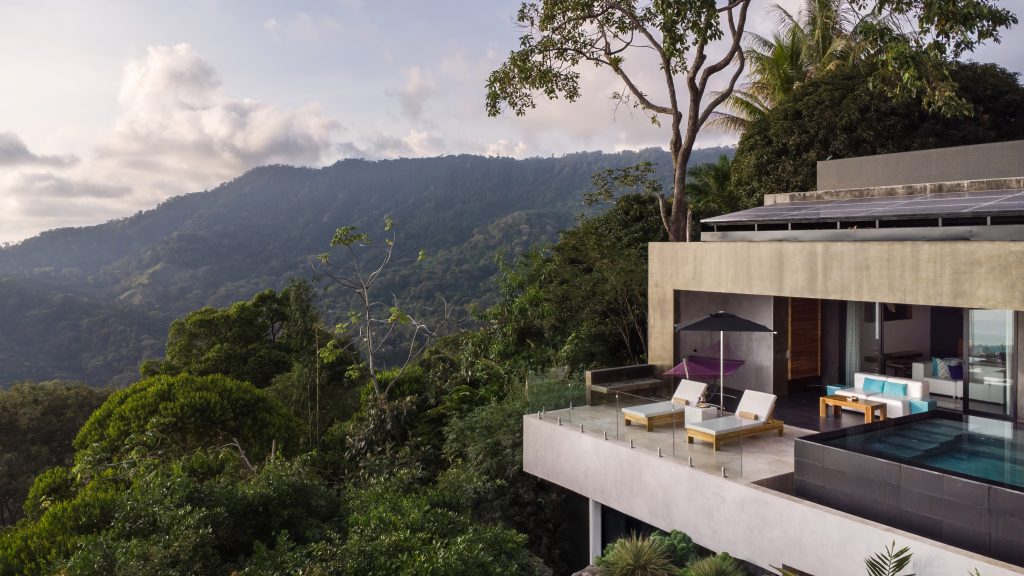 Kura suite with private pool.